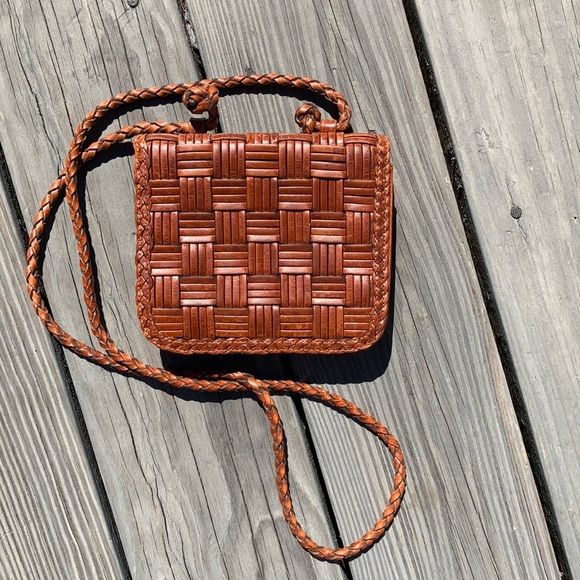 GEM Handbags - Vintage GEM Leather Crossbody Wallet